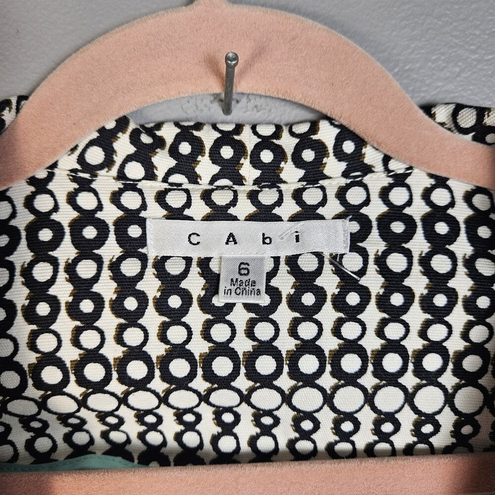 Cabi Du Jour Jacket Cropped Womens Sz 6 3/4 Sleeve Black Collar‎ Two Button - Picture 3 of 7